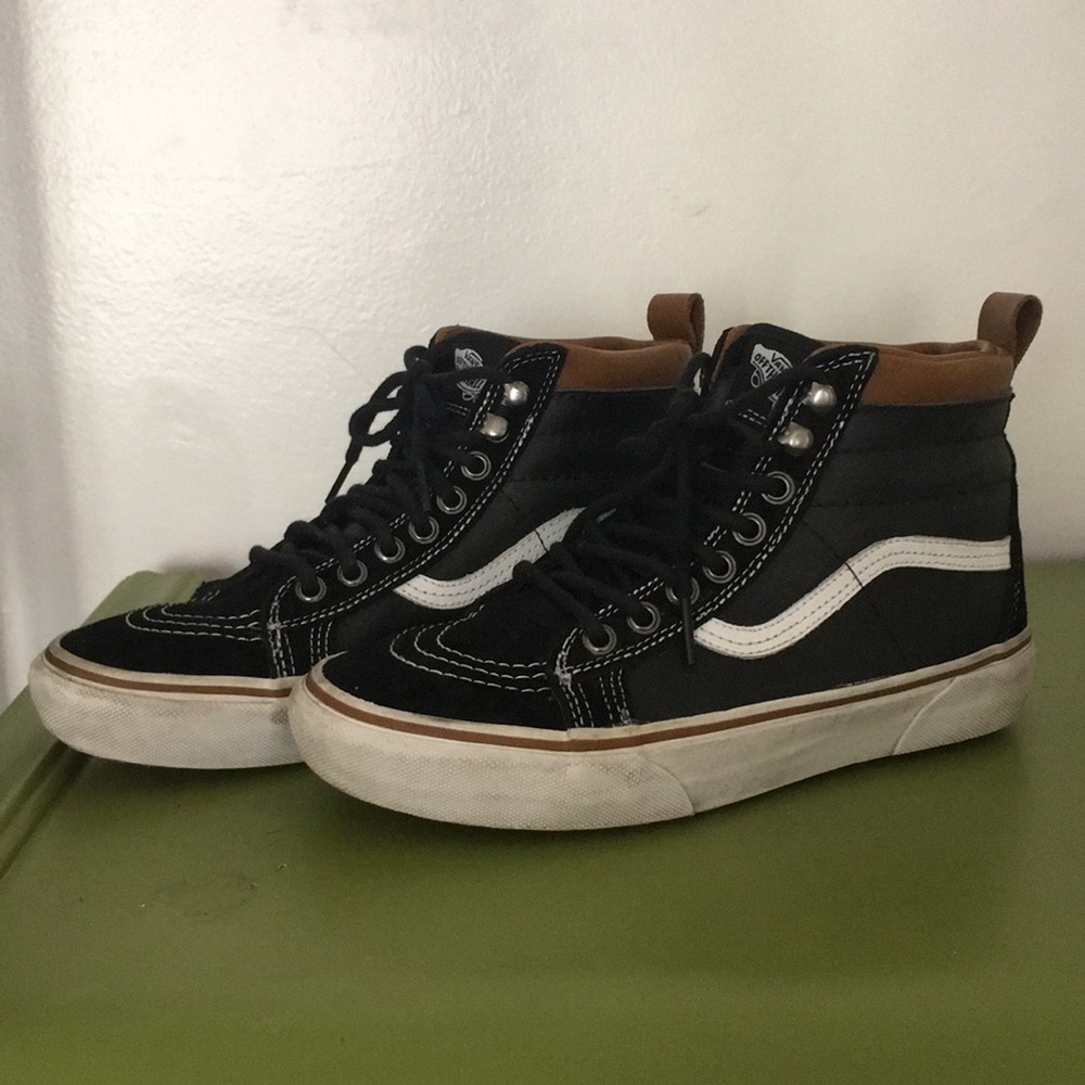 Vans outdoor faux fur lined tread boots sk8-hi